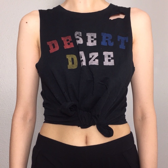 💕x2HP💕Desert daze distressed muscle tank - Picture 2 of 7